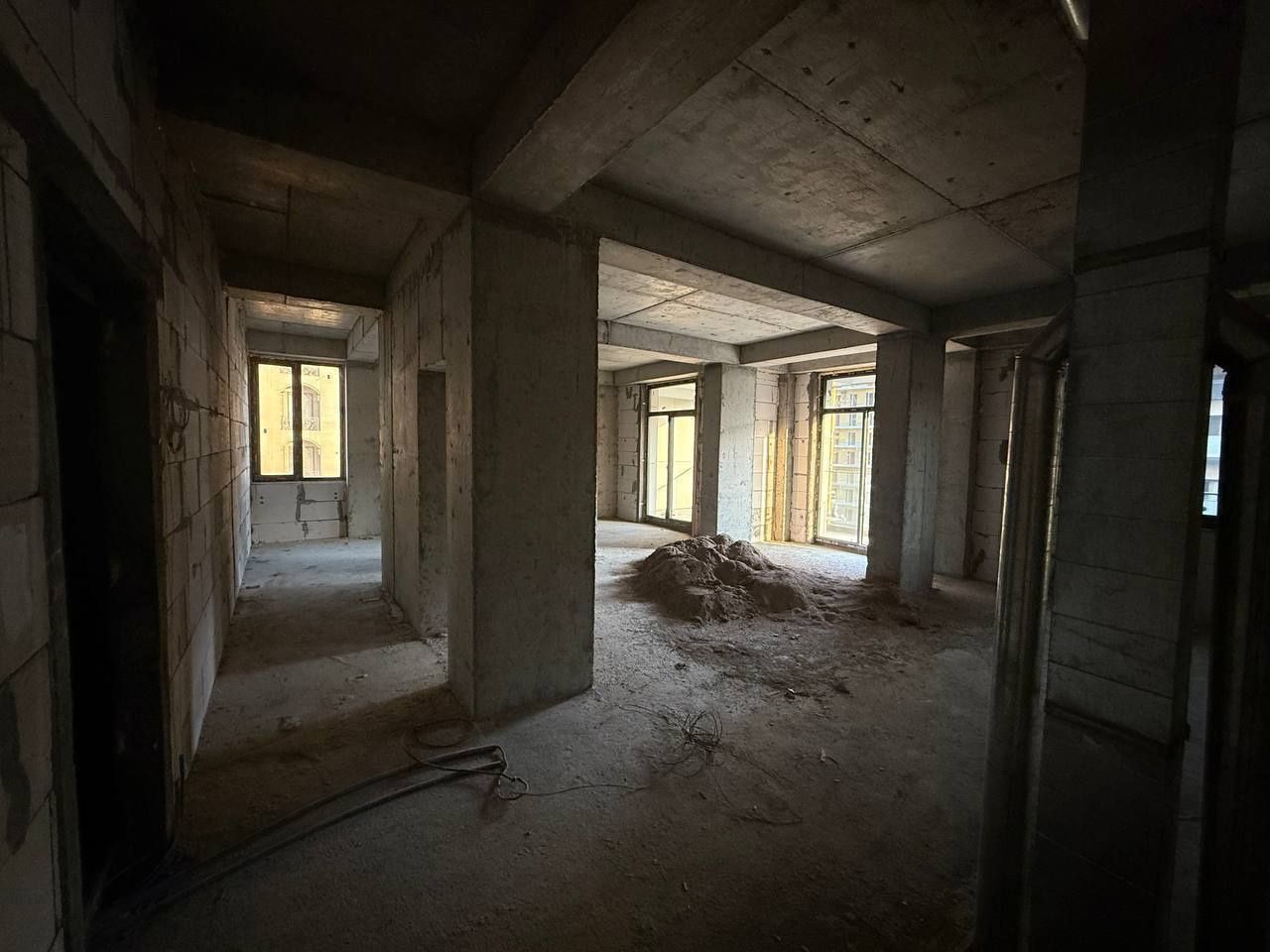 3/8/14 78м² Продается Дархан ЖК Imperial club city каробка