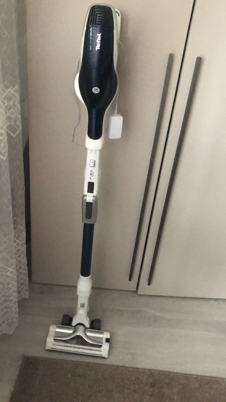 Пылесос в хорошем состоянии Tefal