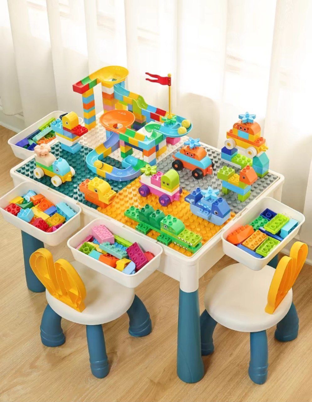 Лего столик.
Можно использовать для строительства из кубиков Лего, как