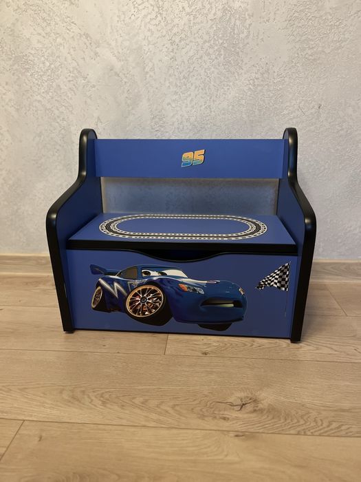 Băncuță cu spațiu de depozitare „Cars” – perfectă pentru copii