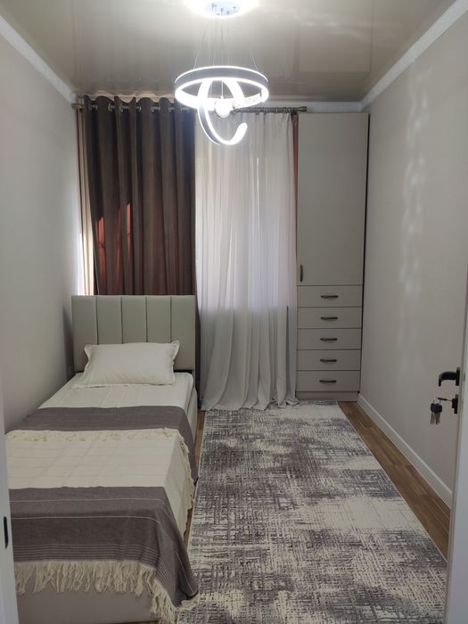 Продается 3/2/4 на Ц-5