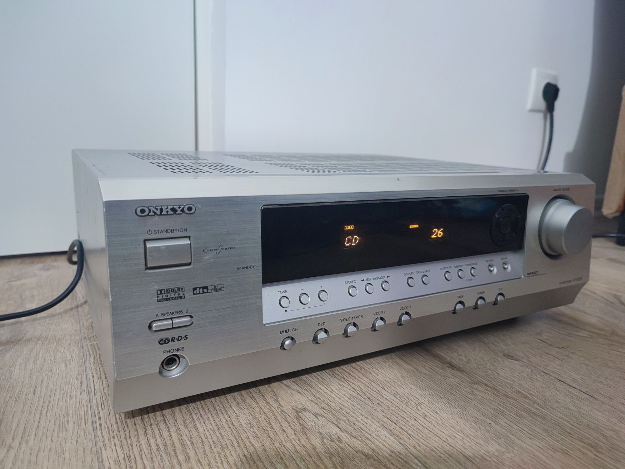 Amplificator Onkyo HT R330 statie amplituner