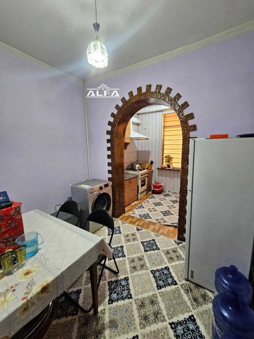 Buxoroda kvartira xonadon uy sotiladi 3 xonali 84m² 3-qavat.