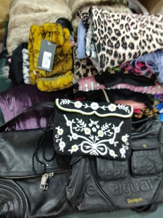 Дава се под наем Магазин в к.к. Св.Св. Константин и Елена - 5 кв.м за 51 € - Снимка #4