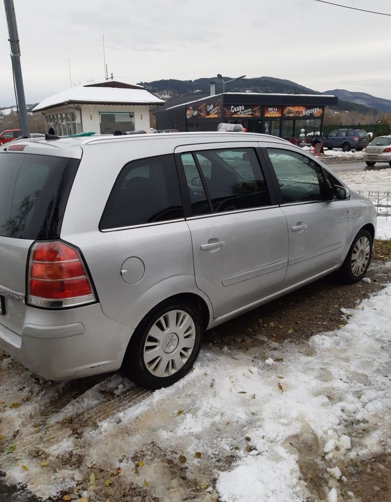 Opel Zafira B CNG с фабричен метан 2008