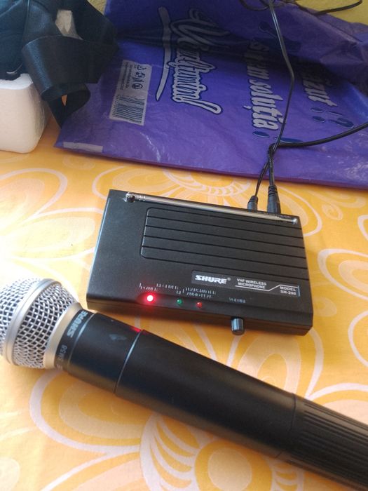 Vind microfon Shure nou perfect funcțional made Canada