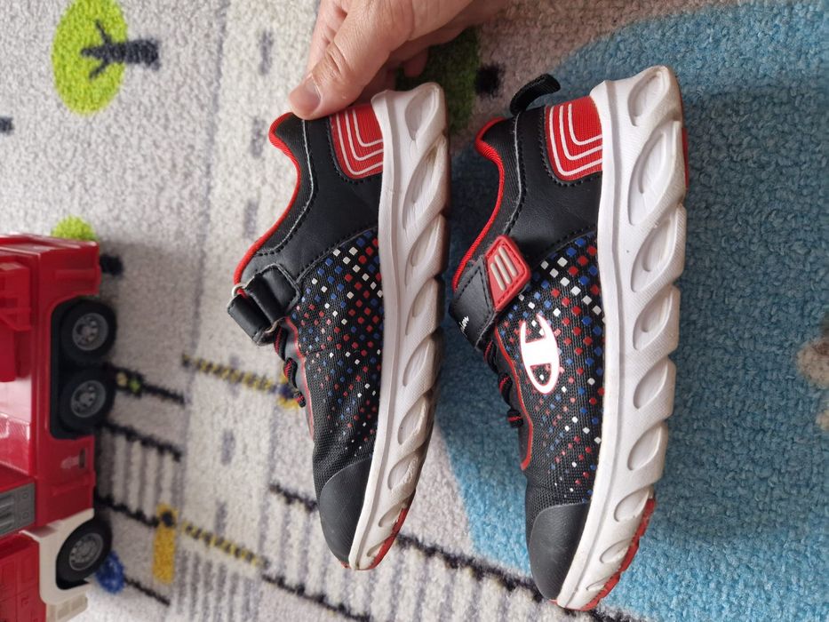 Pantofi sport Champion, marimea 27