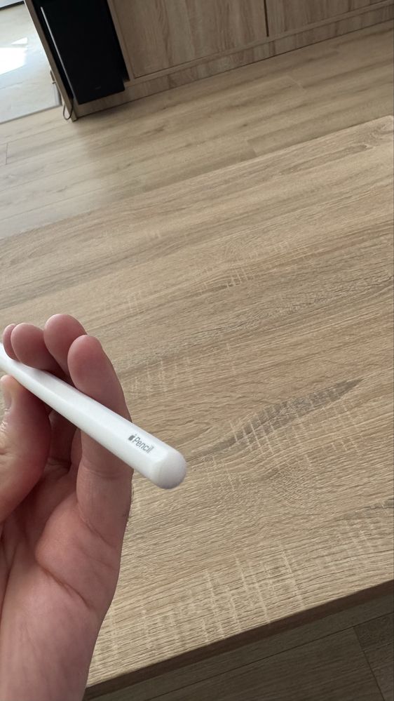 Продавам iPad Air 5th Gen WiFi 64GB+ Apple pencil 2nd gen