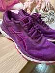Кросовки фирмы asics