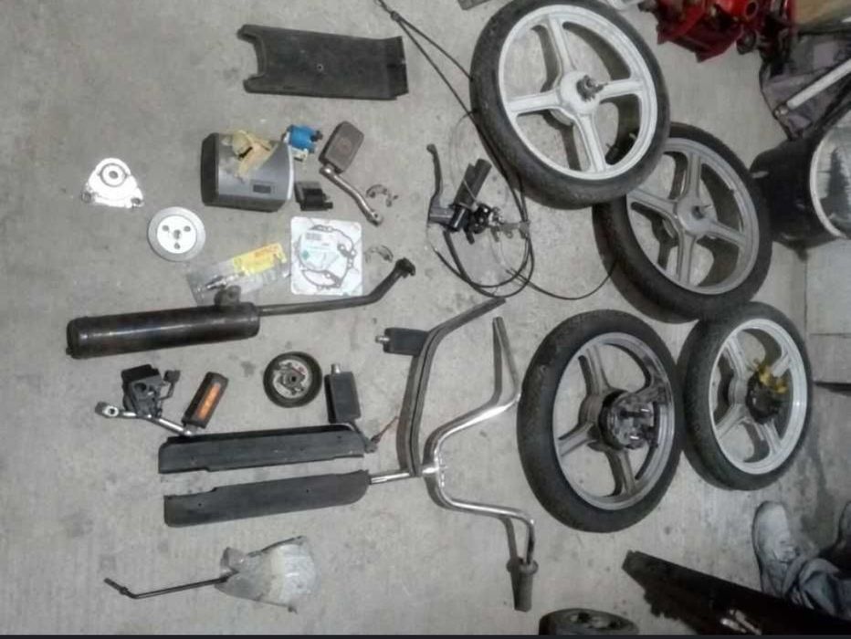 motoare ,piese piaggio si,ciao,bravo