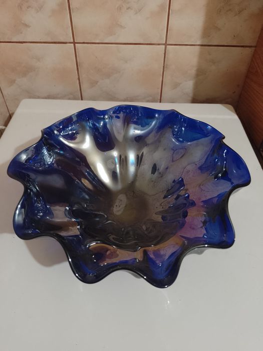 Vaza si fructiera sticla albastra.