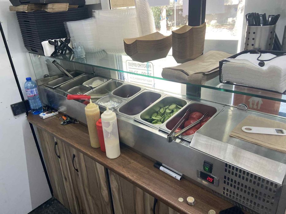 Каравана за бързо хранене