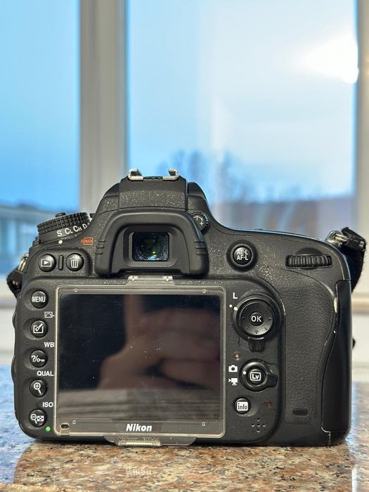 Aparat Foto DSLR Nikon D610 + obiectiv Nikon 24-70mm f2.8