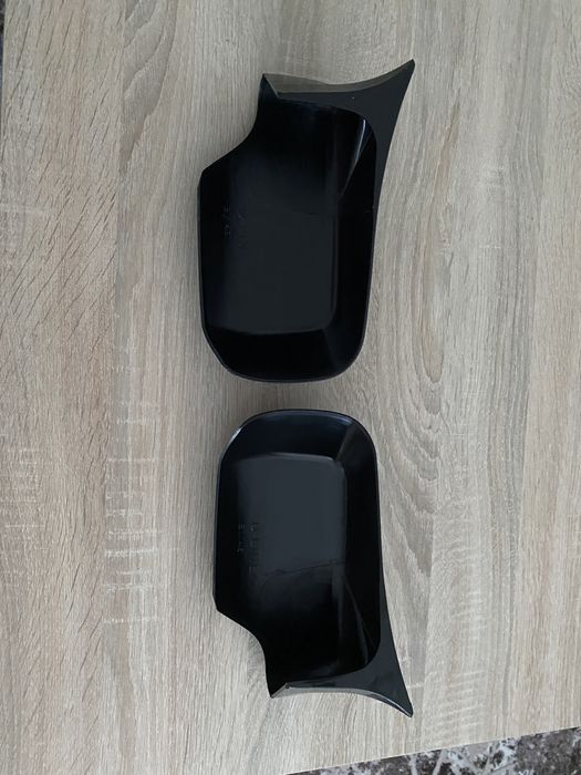 Батман капаци за огледала BMW E46.