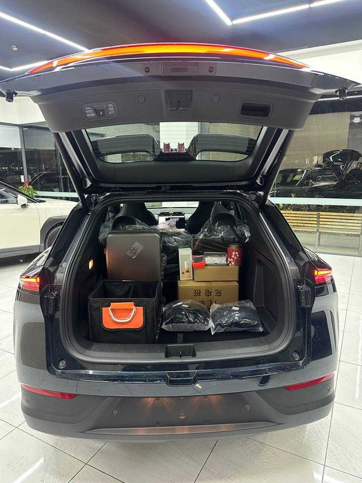 Dongfeng L7 elektromobil