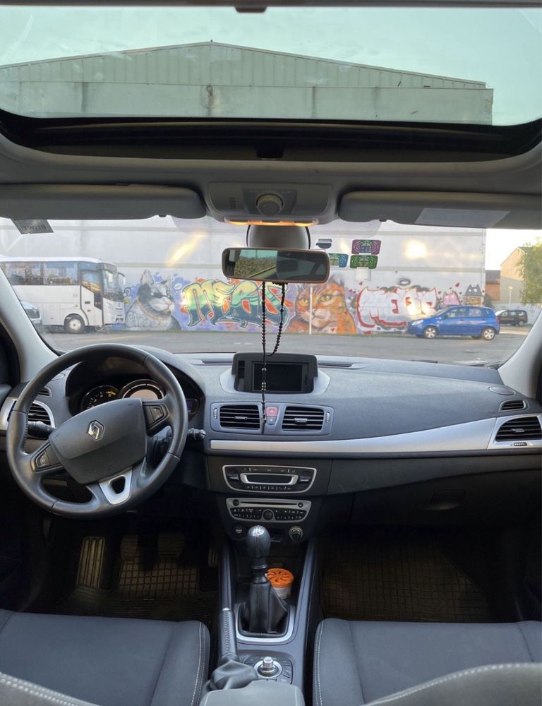 Renault megane 3 1.5DCI, FULL NAVI, Keyless,panoramic