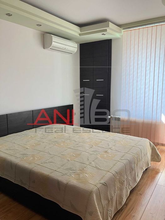 Продава се Двустаен апартамент в Варна, Базар Левски - 63 кв.м за 3937 €/кв.м - Снимка #7