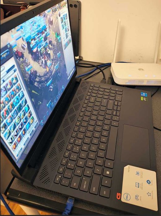 Laptop Gaming Dell G15 Nvidia RTX 3050