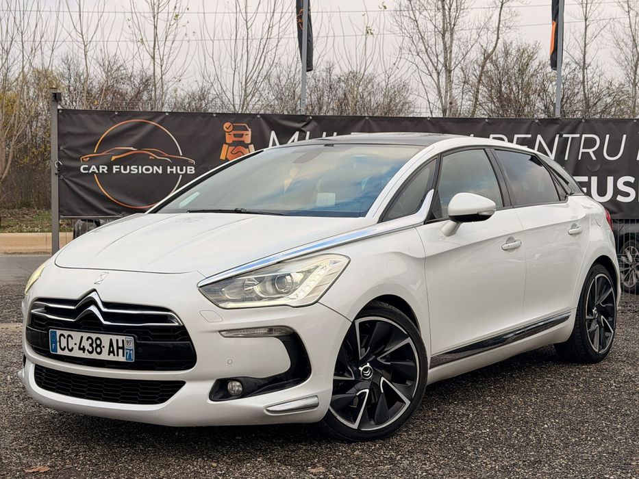 Citroën DS5 Vindem Citroen DS5 HDI SPORT CHIC memorii , masaj , incalzire , trapa
