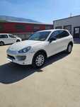 Продавам Porsche Cayenne 3.6 V6 – 2011 година