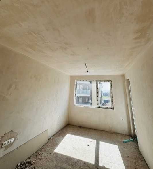 Продава се Двустаен апартамент в София, Център - 81 кв.м за 2178 €/кв.м - Снимка #1