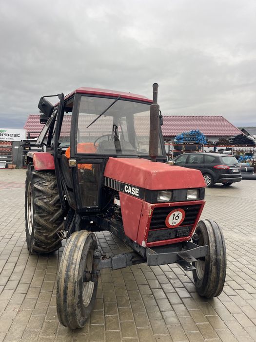 Tractor case cu cositoare