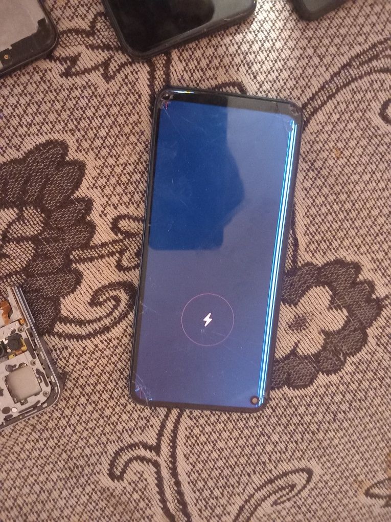Telefoane tablete 3 camere de telefon de piese și pot fi folosite