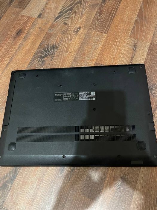 Noutbok Sotiladi LENOVO