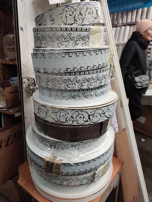 Ленты для карнизов,А также карнизы потолочные