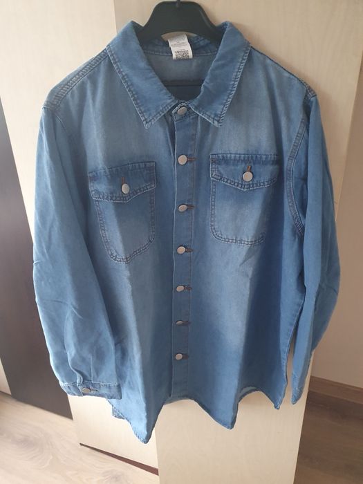 Здравейте, продавам, нова дамска дънкена риза