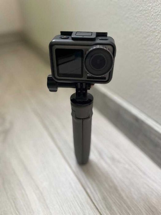 DJI Osmo Action 4K - IMPECABIL! 3 Baterii + Folii Protecție!