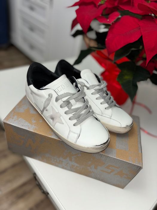 Adidasi in stare foarte buna