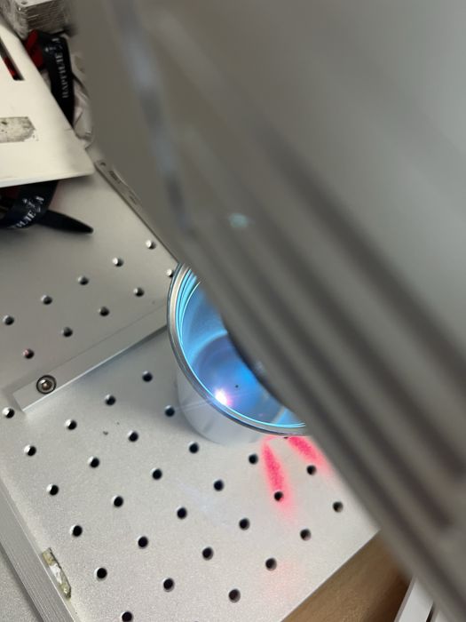 Лазерно гравиране върху метал