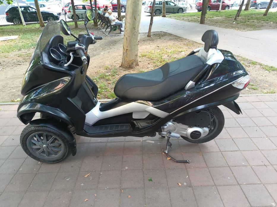 Vand scuter Piaggio MP3 125