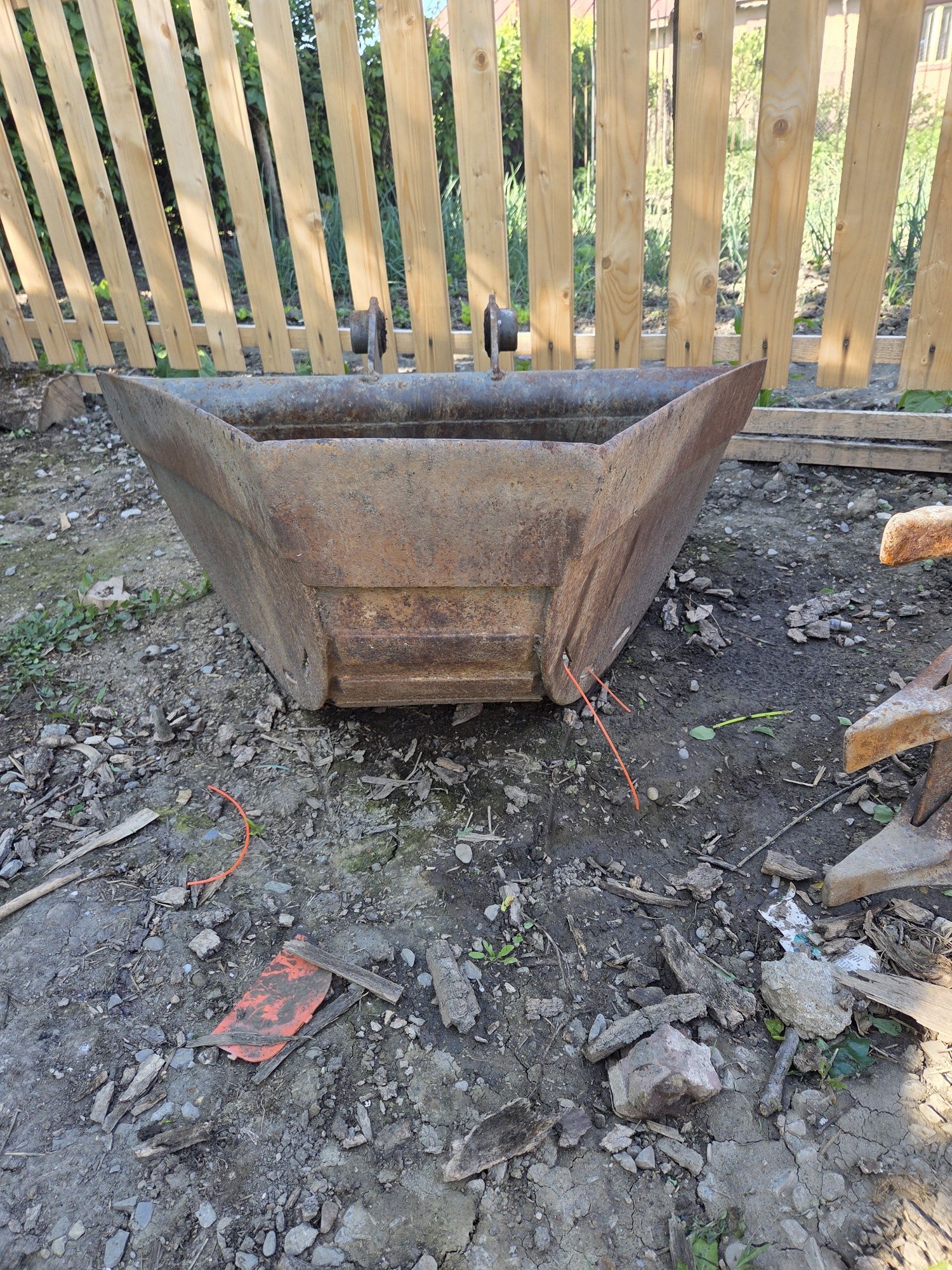 Cupa trapezoidala(sant) jcb 3cx