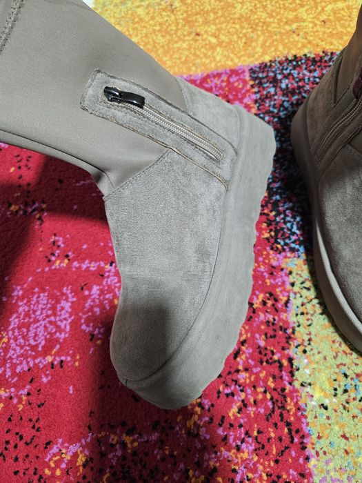 Ghete tip ugg Benvenuti