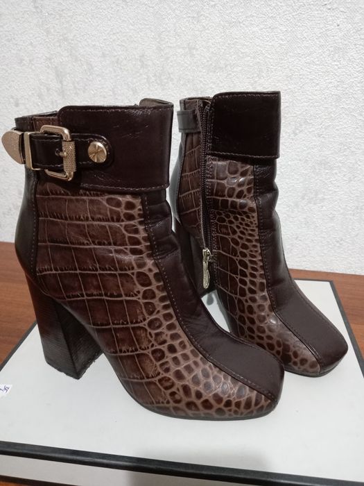 Ботильоны ботинки полусапожки 35 размер, продам. Gotti, в отл.сост