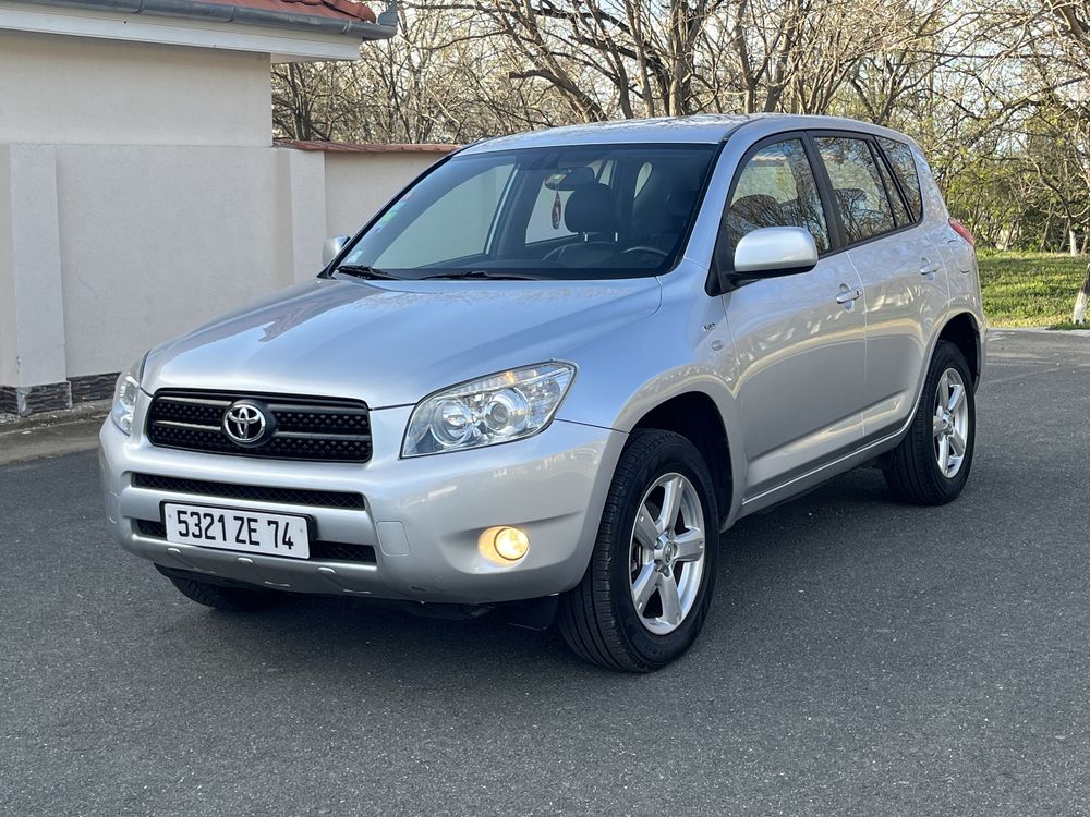 Toyota Rav 4 (4WD) 2.2 diesel an 2008 eur 4