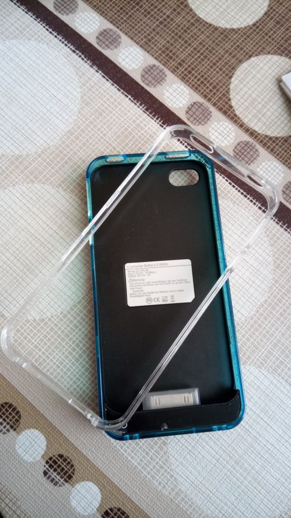 Калъф с вградена батерия за iPhone 4/4s