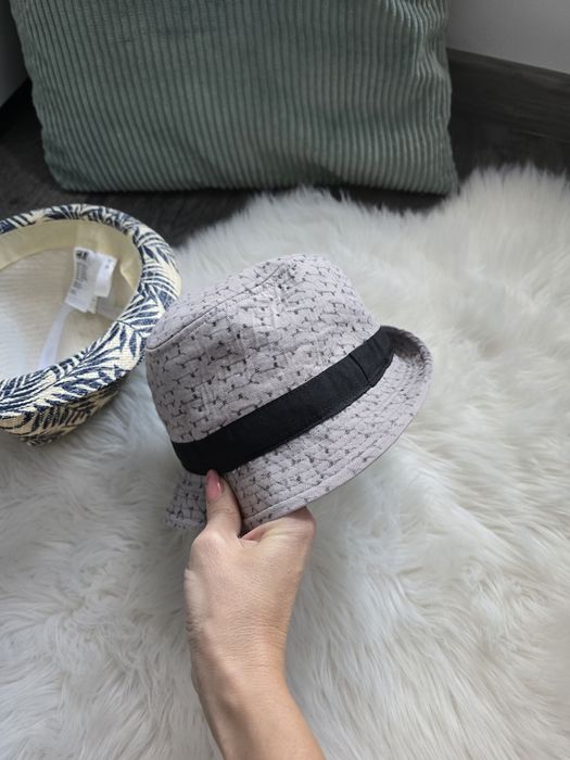 Set pălării haioase marca H&M
