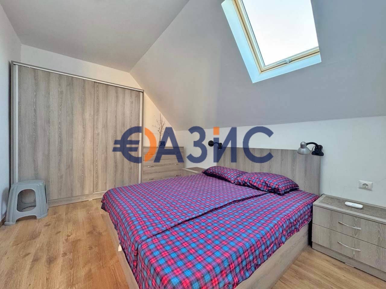 Продава се Двустаен апартамент в к.к. Слънчев бряг - 57 кв.м за 1167 €/кв.м - Снимка #5