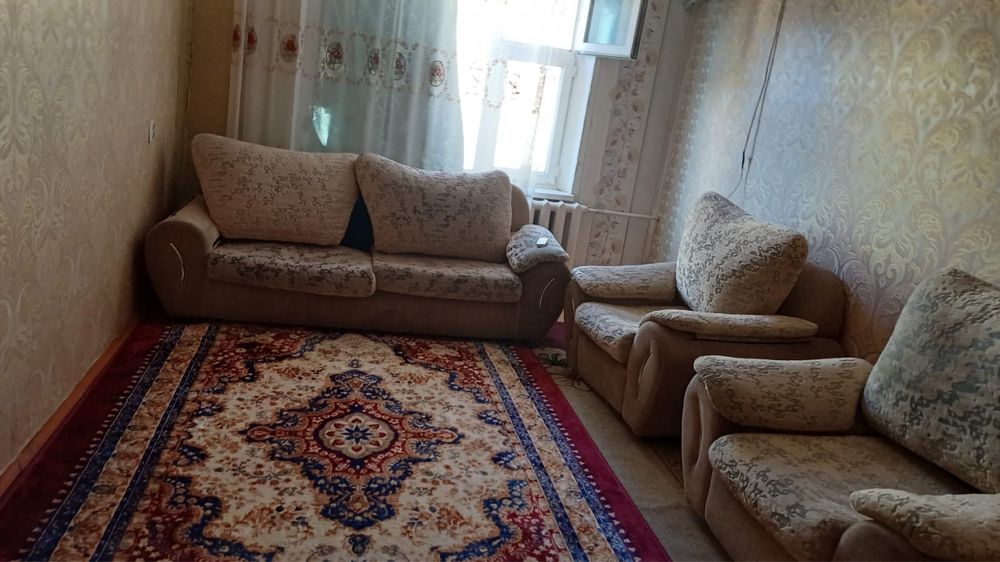 Сдается 4-х комнатная квартира на долгий срок!