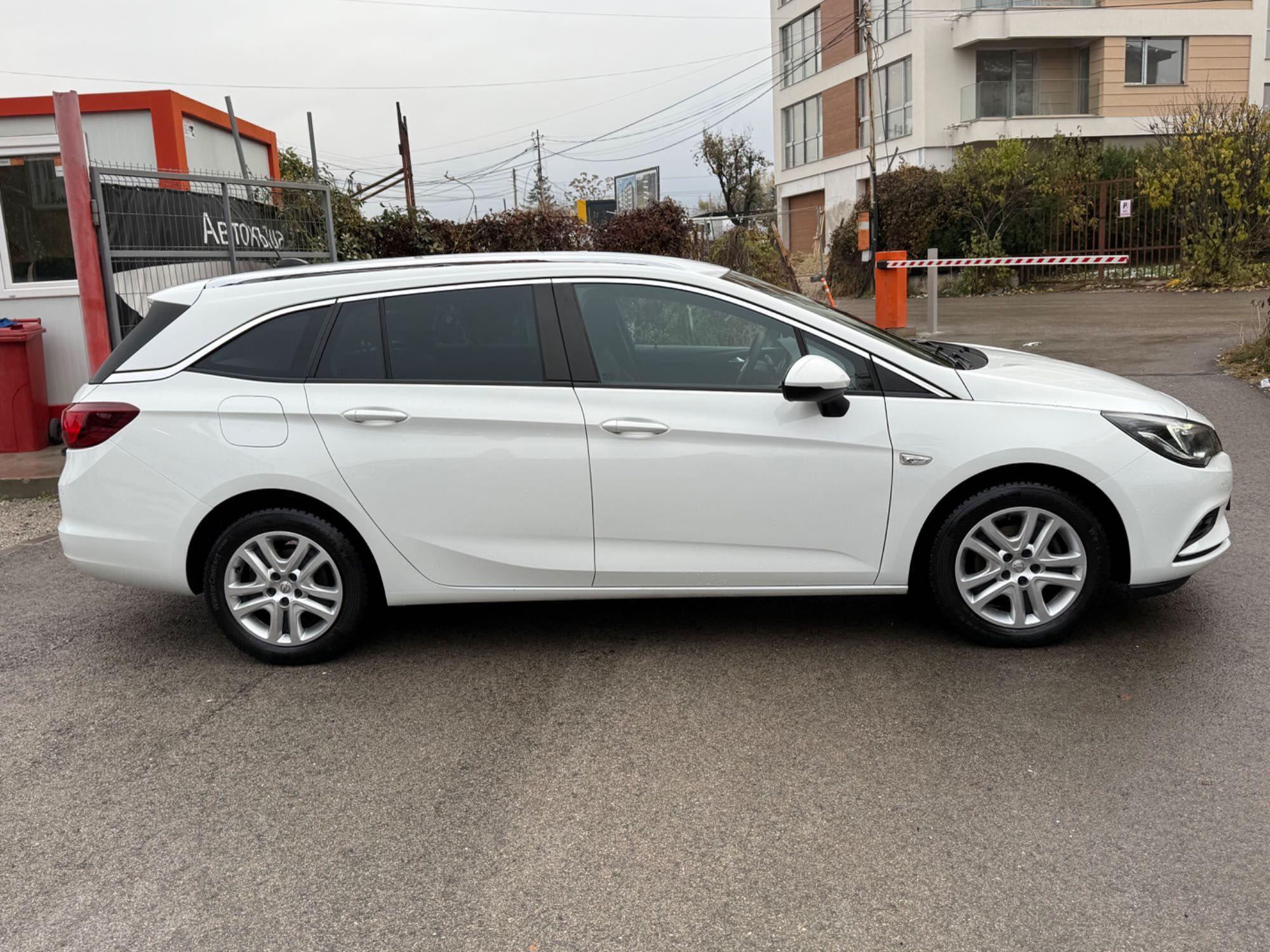 Opel Astra Sports Tourer 1.0 ECOTEC(105 кс )ecoFLEX start&stop 2019г.