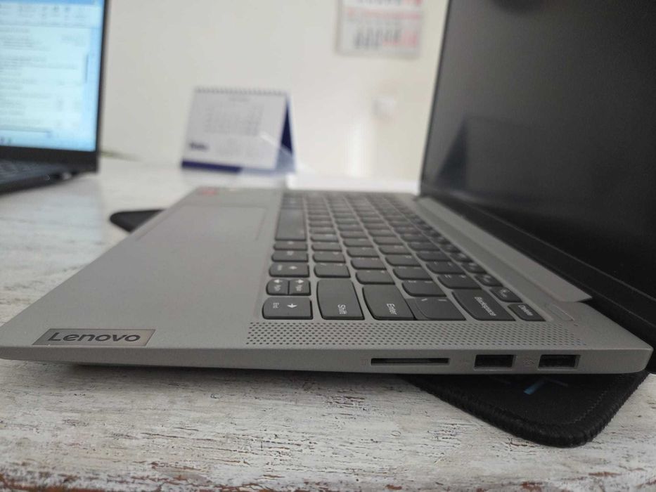 Laptop Lenovo IdeaPad 5 14ARE05 – Ryzen 5 / Radeon / SSD / 14”