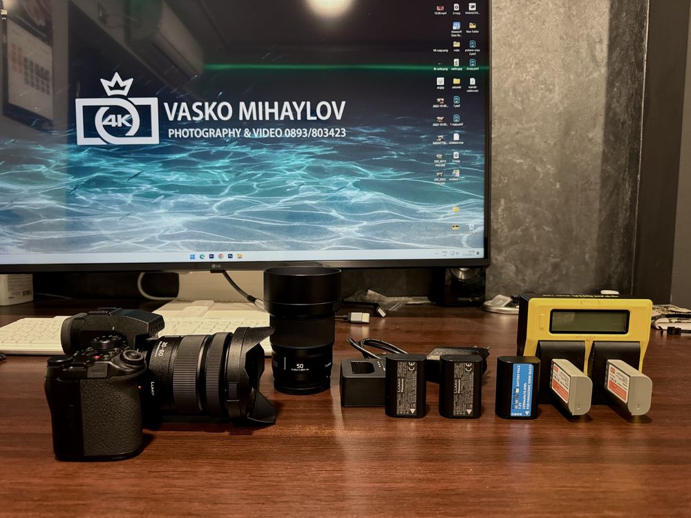 Panasonic Lumix S5 IIX + обектив 20-60mm f/3.5-5.6 + обектив 50mm f1.8