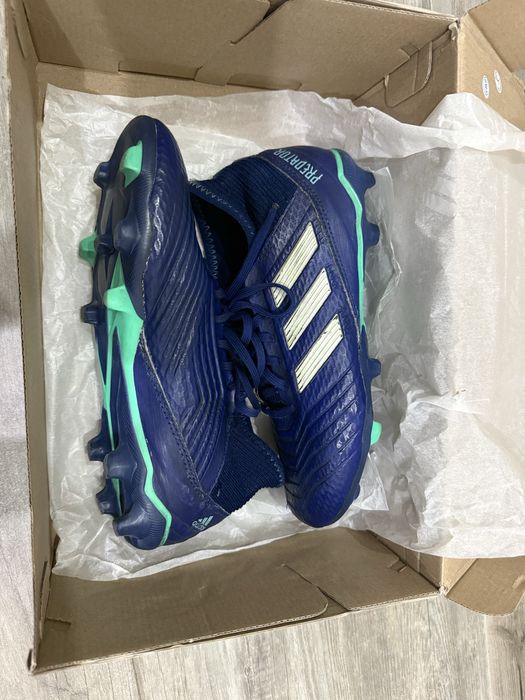 Детски бутонки Adidas Predator Junior FG Football Boots