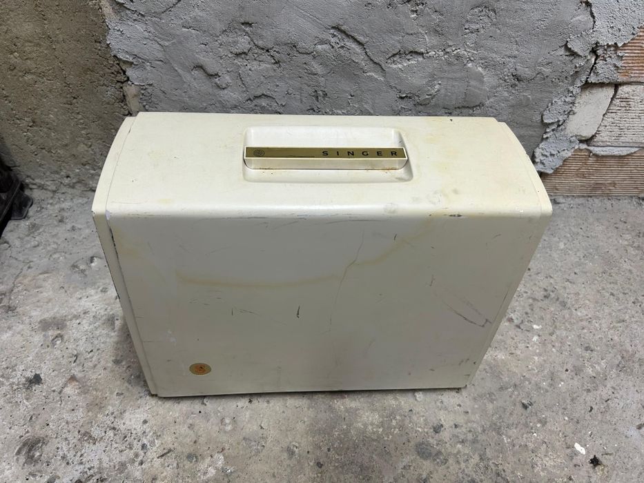 Електрическа шевна машина Сингер модел Singer 720 G