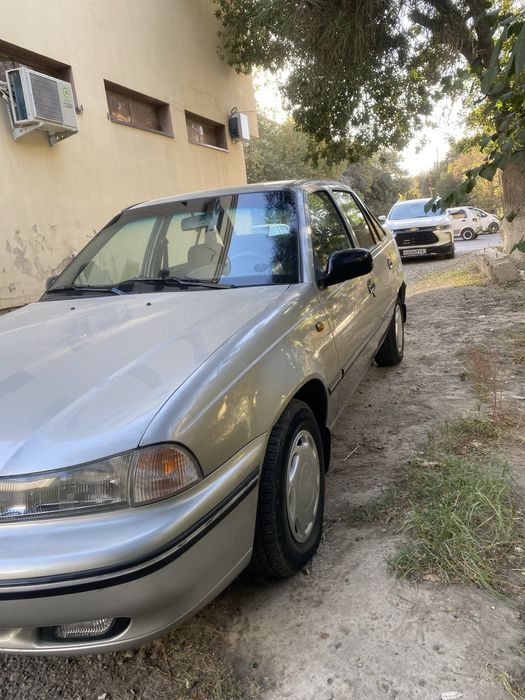 Nexi 1 srochno arzon sotiladi 1 qo’l moshincha