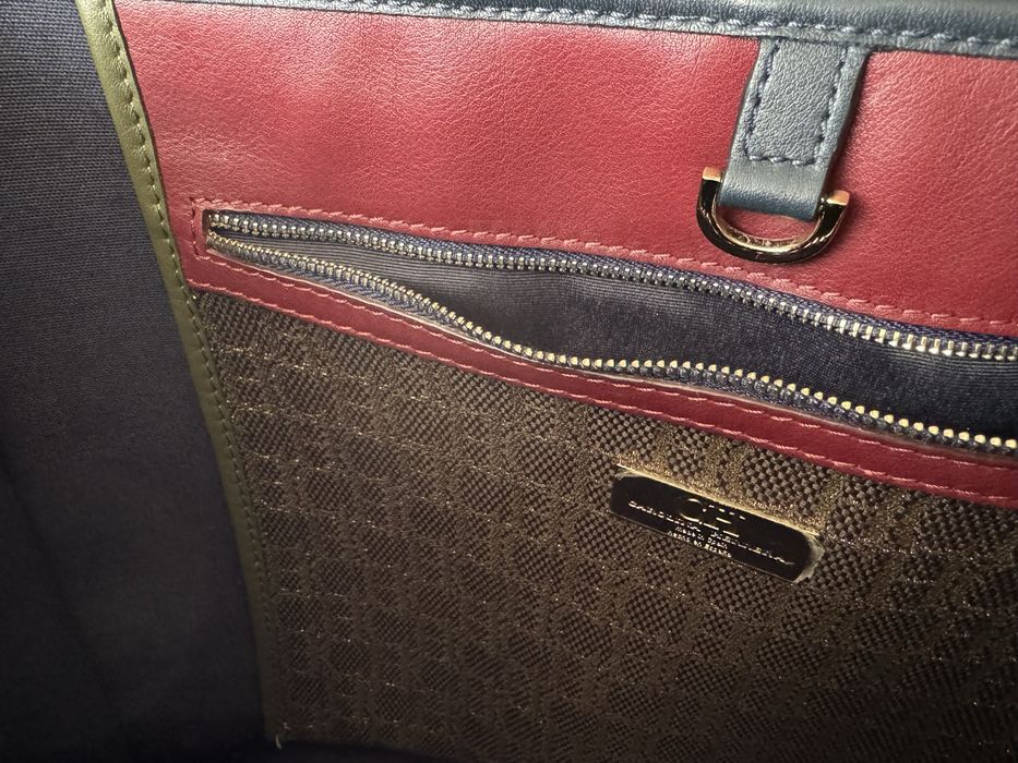 Оригинална чанта на Carolina Herrera