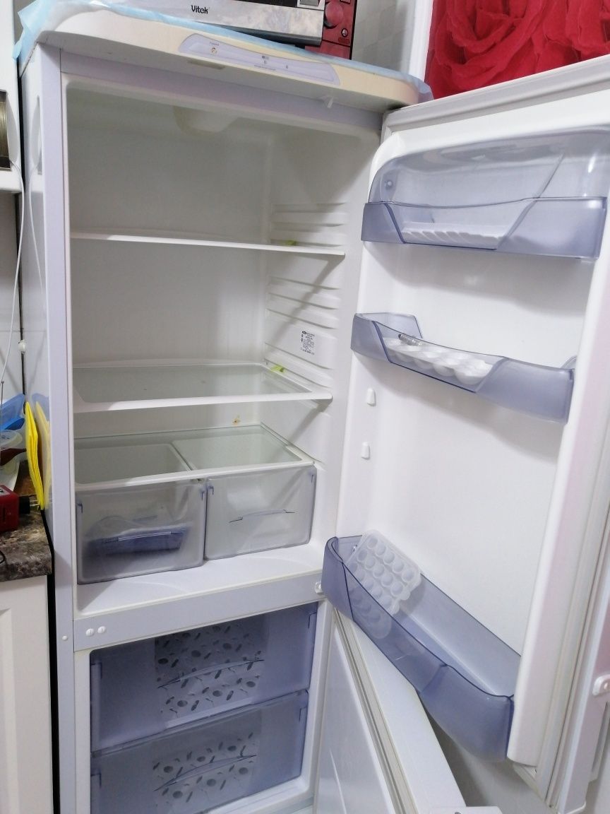 Продам холодильник Бирюса б/у